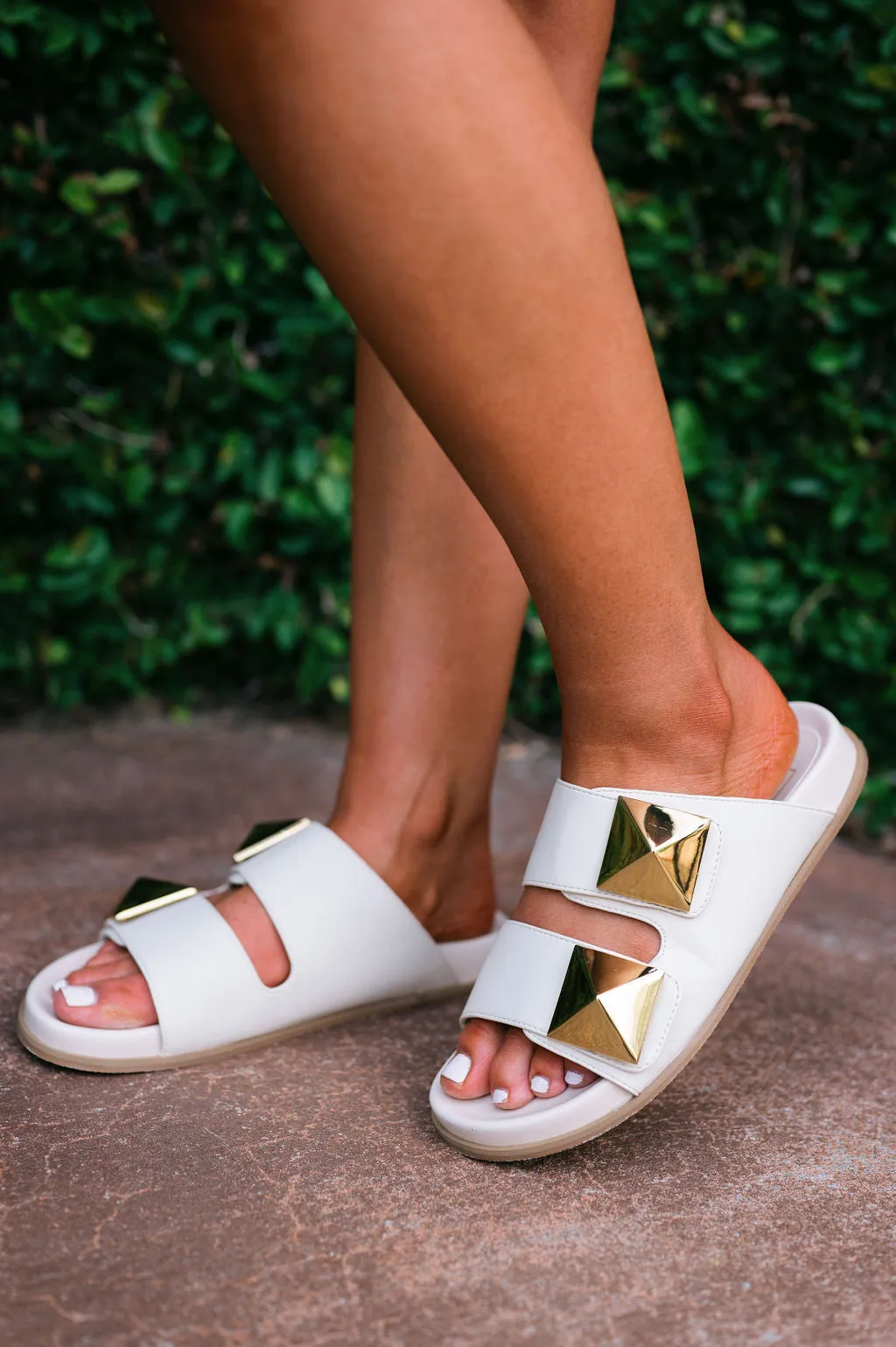 Amozae-Bernarda Slides- Beige