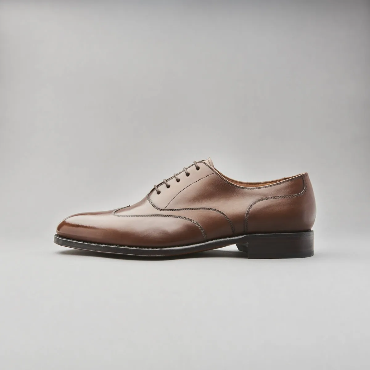 Austerity Oxford in Medium Brown Calf Leather