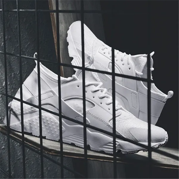Basketball shoes