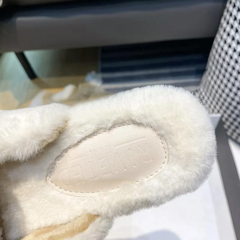 Fluffy women's fashion designer flat slippers for outdoor wear warm Oversized Mueller shoes Fluffy Flat Mules Warm