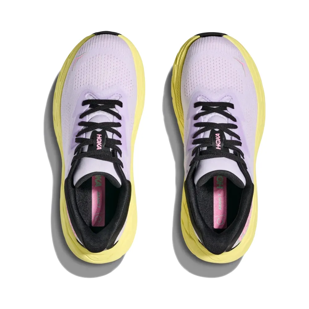 Hoka Women's Arahi 7 Sneaker in Starlight Glow/Yuzu