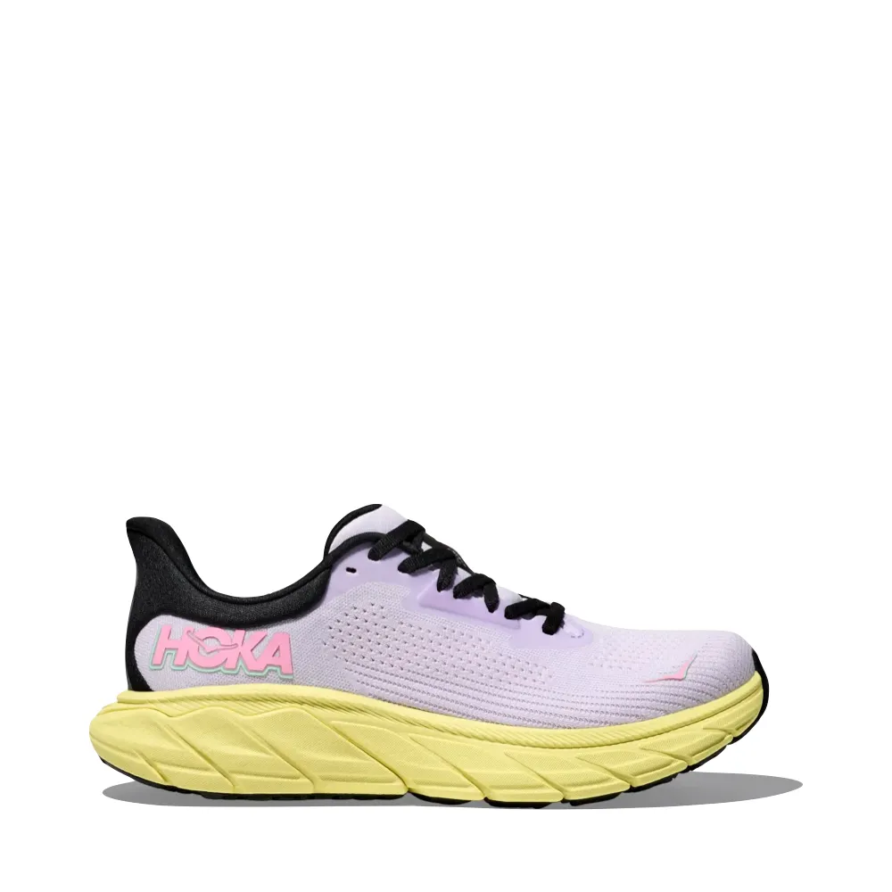 Hoka Women's Arahi 7 Sneaker in Starlight Glow/Yuzu