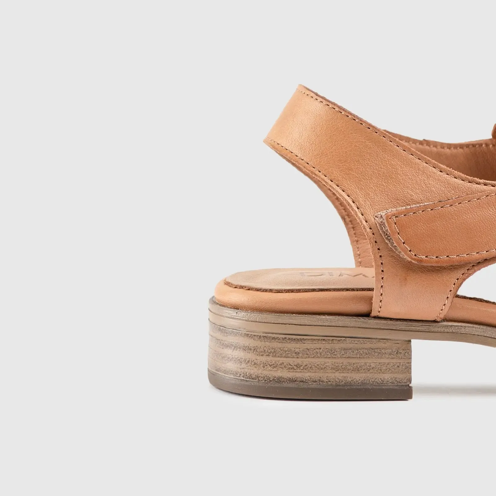 Leather Comfort Block Heel Sandal 8361 Tan