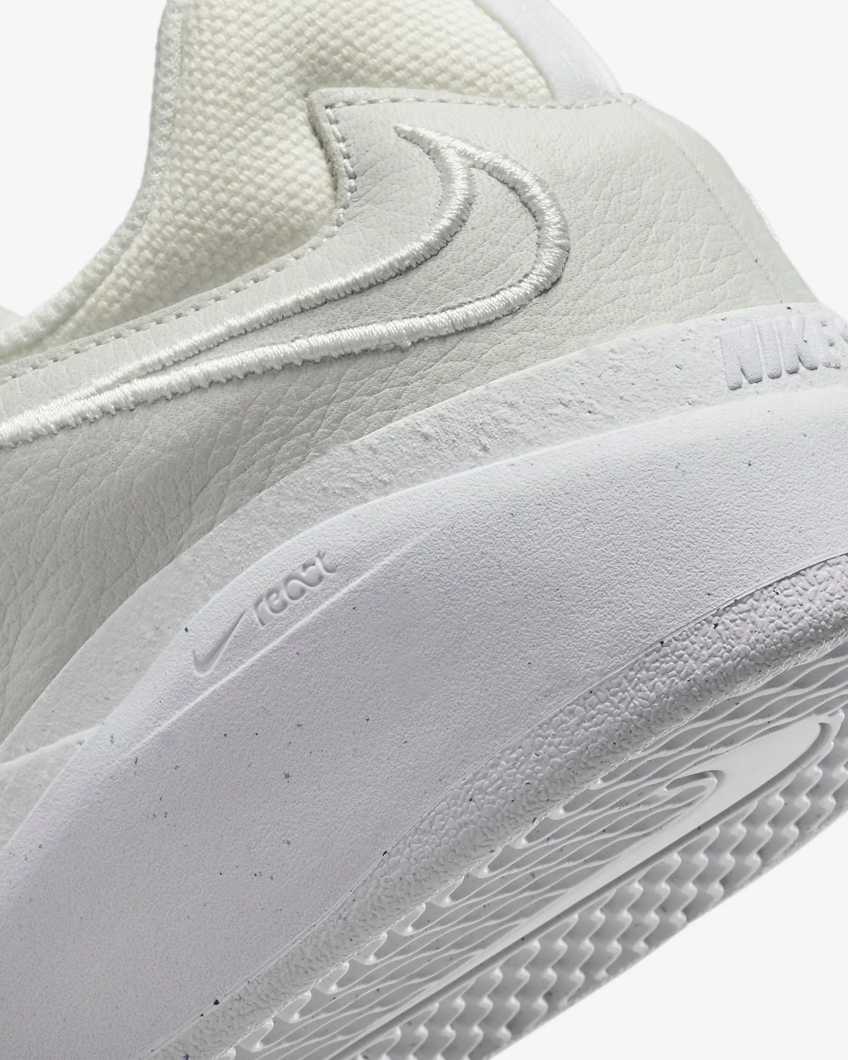 Nike SB Ishod Shoe