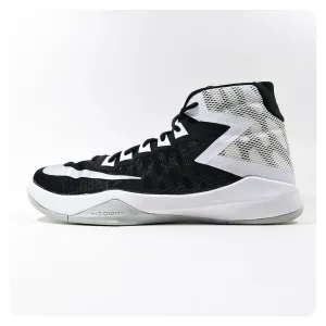 NIKE Zoom Devosion