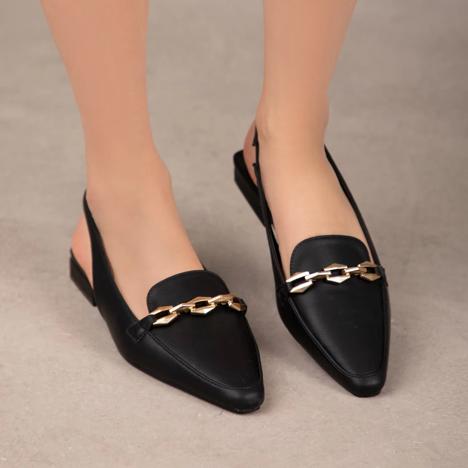 RAID Koral Flat Sandals in Black