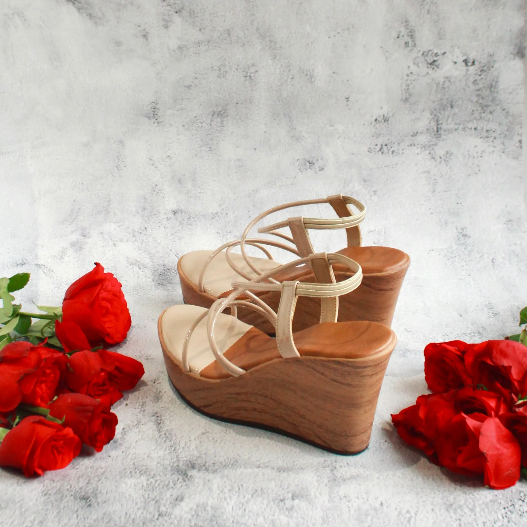 Strappy Wedges - Nude
